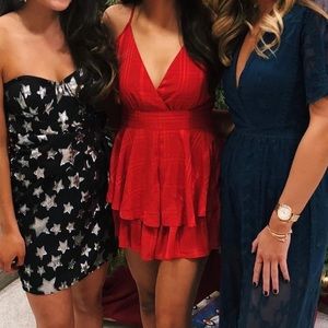 Selfie Leslie Romper
